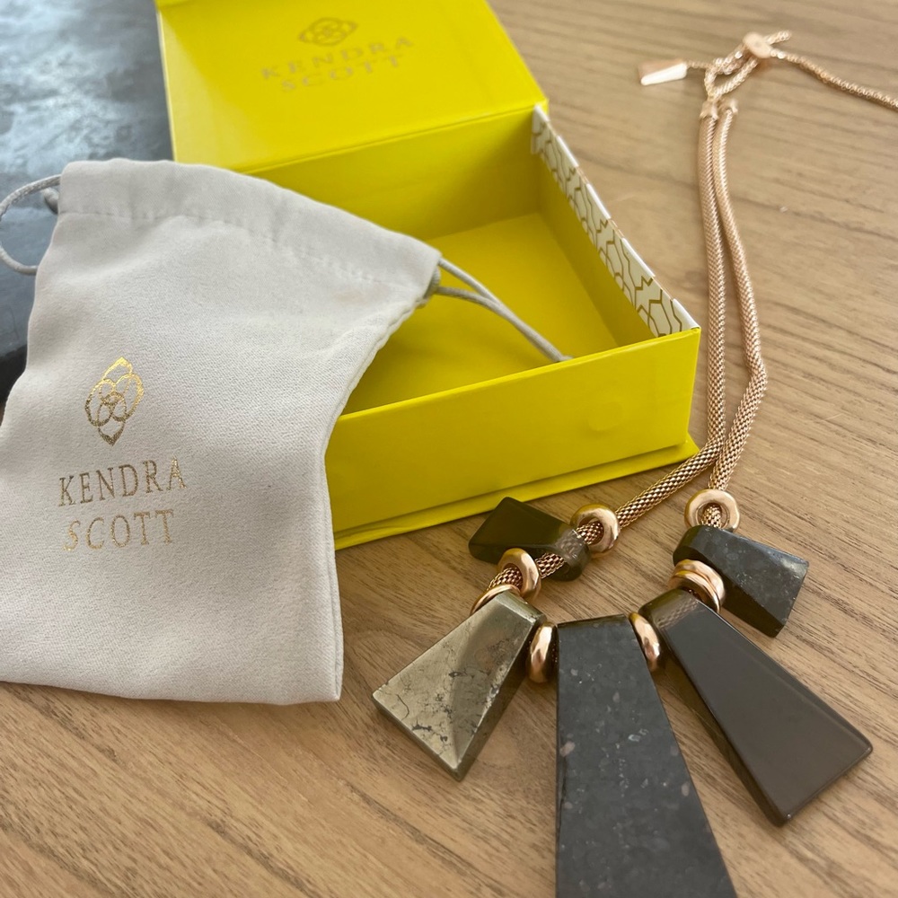 Kendra Scott Necklace